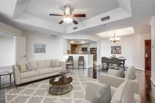 Photo #3: 21065395 Listing