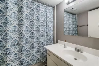 Photo #5: 21065759 Listing 