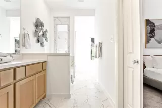 Photo #6: 21065872 Listing 