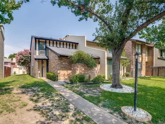 MLS: 21066492 Condo For Sale