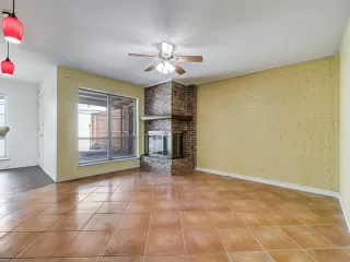 Photo #2: 21066492 Listing