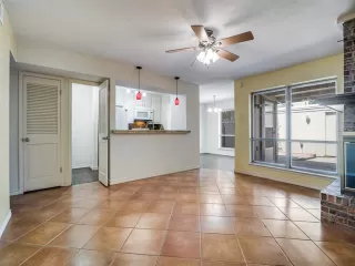 Photo #3: 21066492 Listing