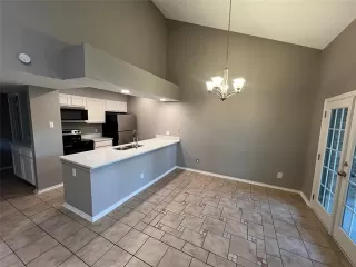 Photo #2: 21066887 Listing 