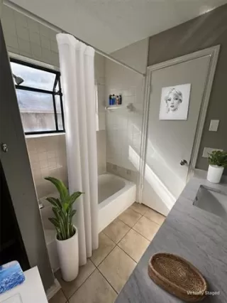 Photo #6: 21066887 Listing 