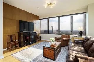 Browse active condo listings in METROPOLITAN 1200 MAIN STREET