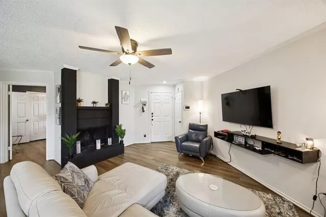 MLS: 21067613 Condo For Sale