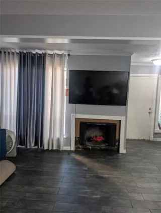 Photo #2: 21068396 Listing 