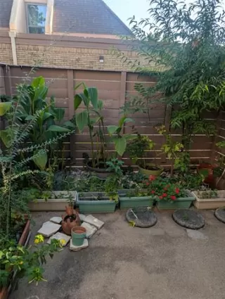 Photo #5: 21068396 Listing 