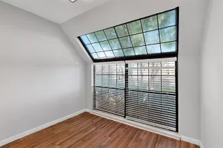 Photo #3: 21068403 Listing 