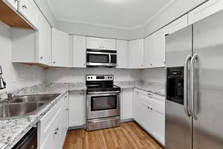 Photo #4: 21068403 Listing 