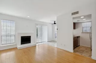 Photo #3: 21068644 Listing 