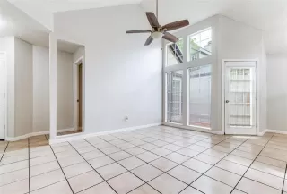 Photo #5: 21068890 Listing 