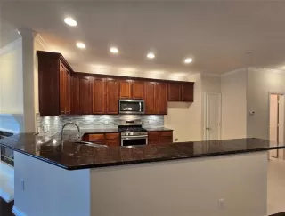 Photo #3: 21069523 Listing 