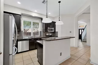 Photo #3: 21070057 Listing 