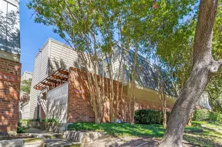 Photo #3: 21070065 Listing 