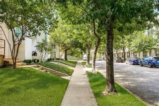 Photo #3: 21070405 Listing 