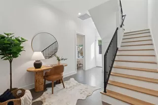 Photo #4: 21070523 Listing 