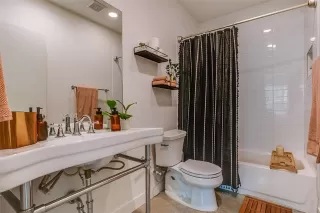 Photo #6: 21071435 Listing 