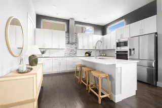 Photo #3: 21071632 Listing