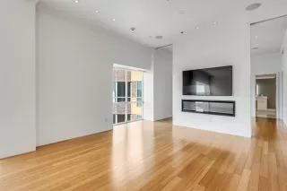 Photo #3: 21072232 Listing