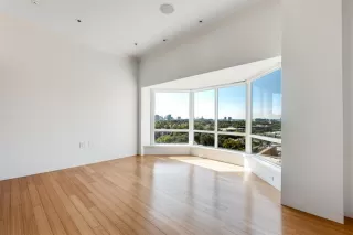 Photo #6: 21072232 Listing