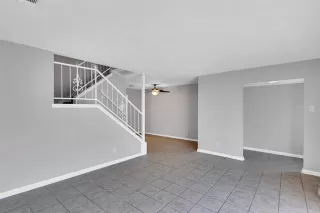 Photo #5: 21072486 Listing