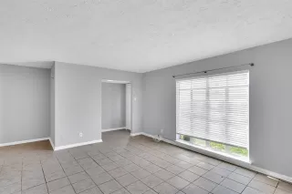 Photo #6: 21072486 Listing