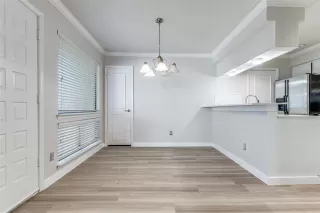 Photo #4: 21073178 Listing