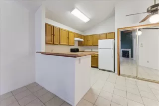 Photo #5: 21073825 Listing