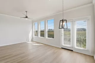 Photo #3: 21074230 Listing 