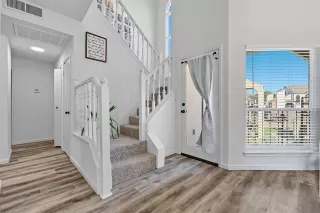 Photo #2: 21074340 Listing 