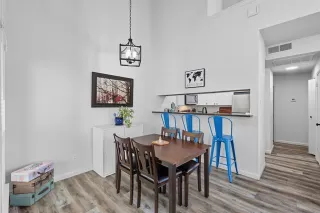 Photo #6: 21074340 Listing 