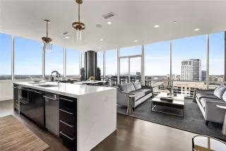 More Details about MLS # 21074732 : 2200 VICTORY AVENUE #2504