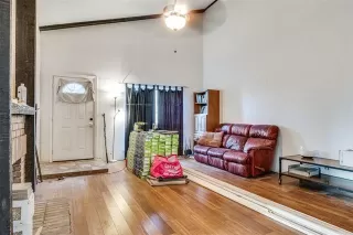 Photo #3: 21075321 Listing 