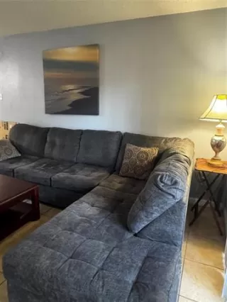 Photo #3: 21075512 Listing