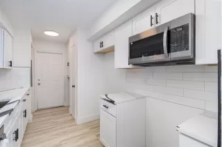 Photo #4: 21076230 Listing 