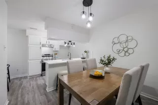 Photo #6: 21076314 Listing