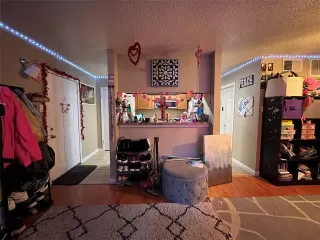 Photo #3: 21076471 Listing