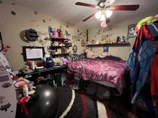 Photo #6: 21076471 Listing