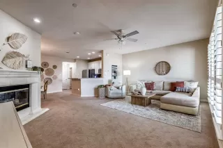 Photo #6: 21076682 Listing 