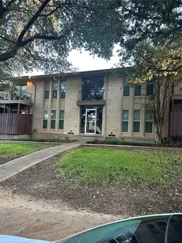 MLS: 21077019 Condo For Sale