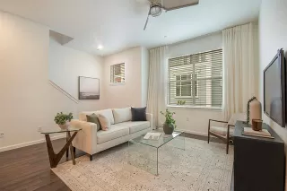 Photo #4: 21077043 Listing