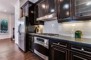 Photo #3: 21077668 Listing