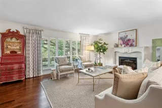 Photo #3: 21077759 Listing