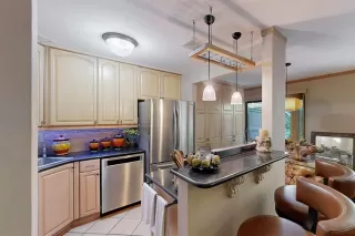 Photo #2: 21077995 Listing 