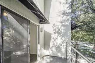 Photo #3: 21078577 Listing