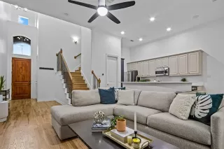 Photo #3: 21078927 Listing 