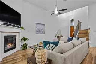 Photo #4: 21078927 Listing 