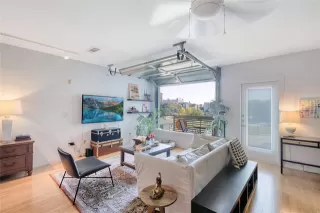 Photo #5: 21079101 Listing