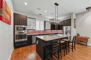 Photo #3: 21079139 Listing 